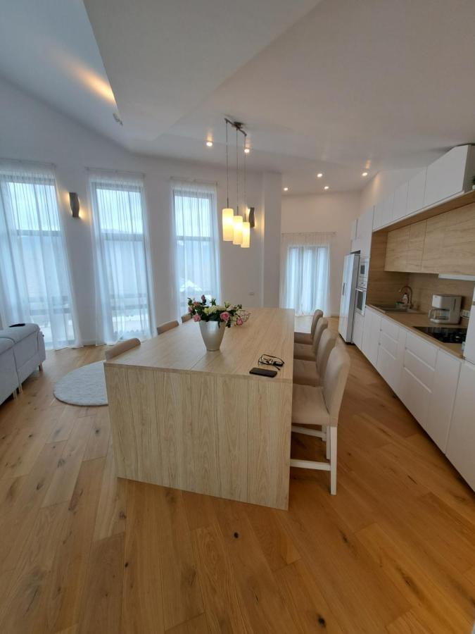 The Rock Apartment Синая Екстериор снимка